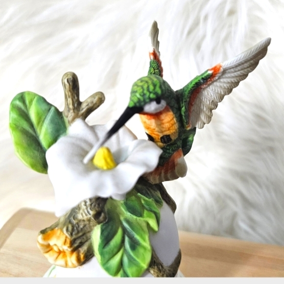 Collectible Green Hummingbird White Flower Nature Garden Porcelain Bell Figurine - Picture 2 of 9